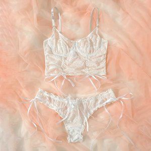 NWT SHEIN Floral Lace Underwire Lingerie Set